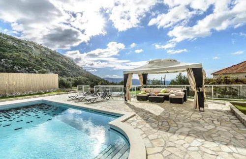 Villa Pave - Six-bedroom Villa With Terrace and Swimming Pool - Foto 17