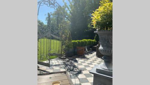 Lyndhurst - Victorian villa with heated pool - Photo 5, Garden