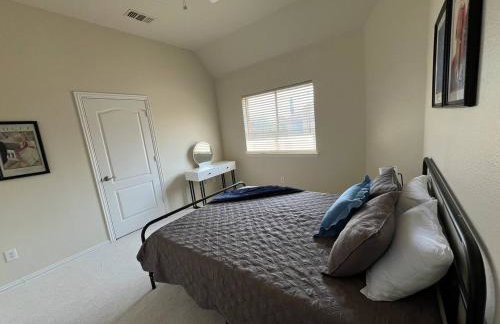 Lovejoy Serenity - Amazing pool, Games, Movie Room - Photo 22