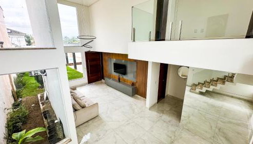 Mansão Climatizada com piscina e churrasqueira - Foto 5