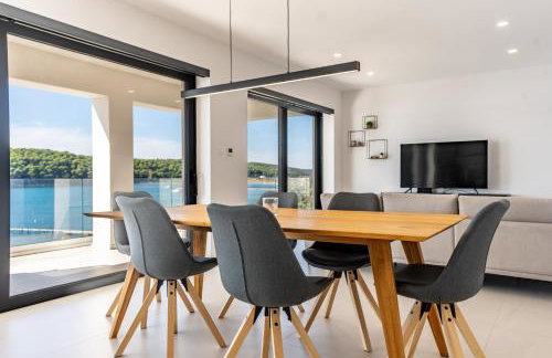 Villa Veronica with pool first line at sea - Foto 27