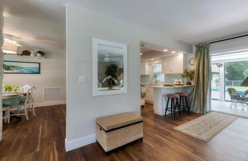 Paradise Pool Villa! Minutes to Beaches & Downtown - Foto 13