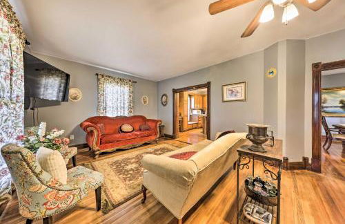 The Farm House with Deck and Historic Charm! - Foto 3