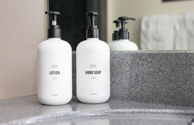 Trendy 1 BR Loft apt Downtown With Exposed Brick - Foto 12