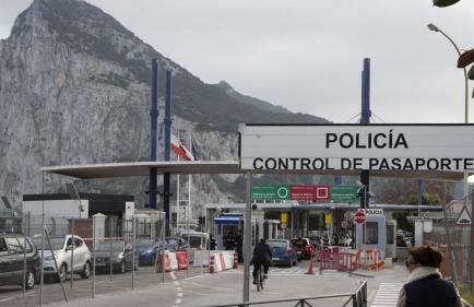 Apartamentos Albeniz - Foto 36