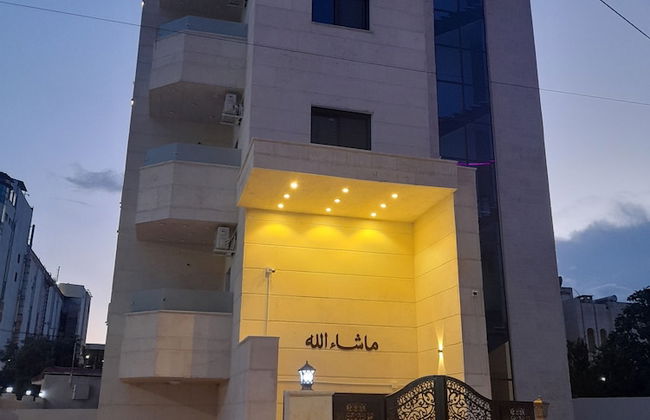 Royal House - Photo 17