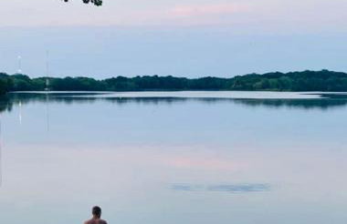 Over 200' of Shoreline on Foot Lake!! Great Fishing Year Round! - Foto 22