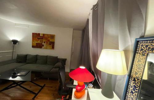 Charmant deux pièces en plein cœur de Paris - Foto 3