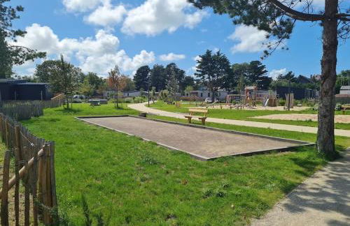 Cottage pour 6 personnes avec piscine couverte et chauffée à 300 m de la mer avec Wi-Fi et climatisé , 3 chambres - Foto 44