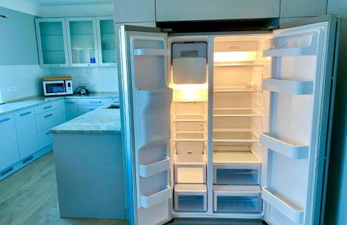 LAS SŁUPSKI PREMIUM LOVE APARTAMENT NR5 Wifi Netflix Smart TV50 full kitchen double bathtub up to 4 people full pleasure quality stay - Photo 15