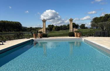 Appartement domaine de Pont Royal - Photo 1