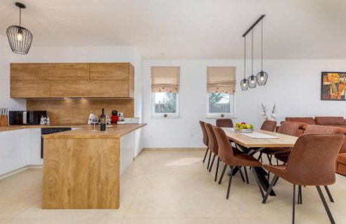 3 Bedroom Beautiful Home In Segotici - Foto 19