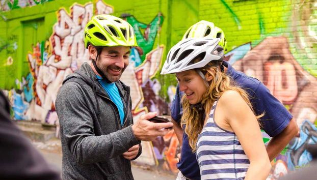 Disfrutando de las explicaciones del guía