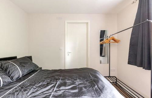 Beautiful flat in Morden near Wimbledon - Photo 20