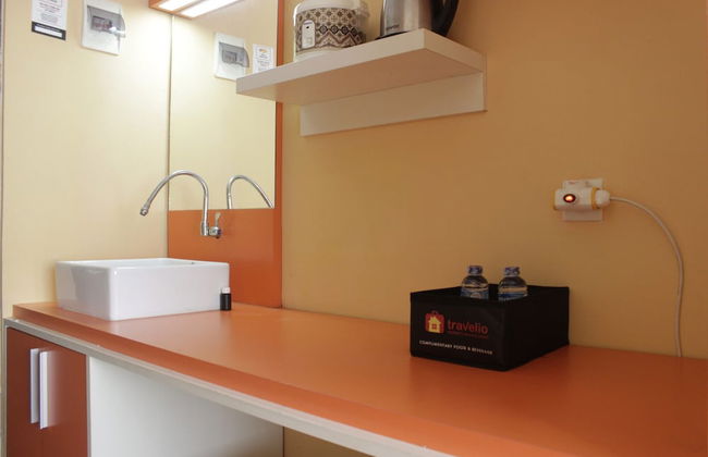 Cozy Studio Apartment At The Jarrdin Near Cihampelas Walk - Foto 8