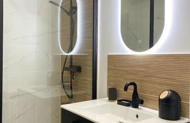 Au pied de la Cathédrale de Bourges - Foto 6