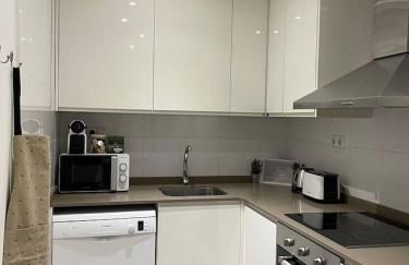 Nice Apartment 2 Bedrooms Well Connected - Foto 8