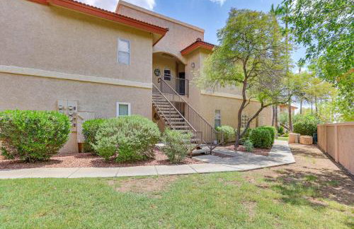 Getaway with Balcony and Spa 13 Mi to Old Town - Foto 22