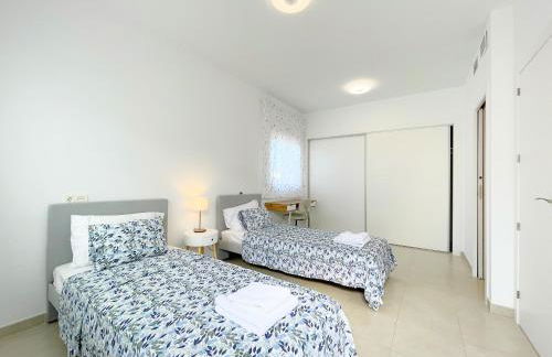 Perfect Getaway Villa - Photo 11