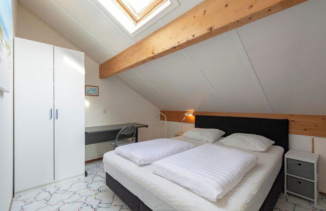 Villa in Julianadorp Near Sandy Beach - Foto 3