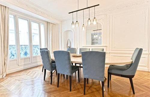 Spacious and Bright Apartment - Foto 33