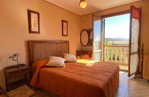 Maravillosa casa con piscina en un pueblo único, Artajona - Navarra - Foto 14