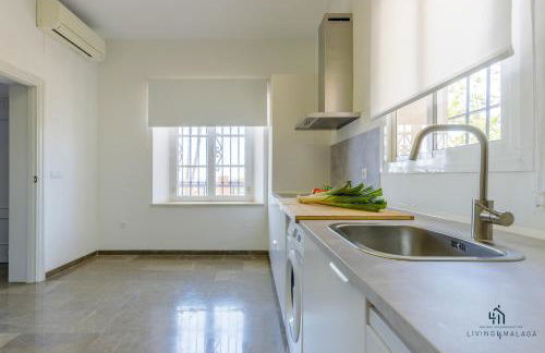 Living4malaga Seafront Duplex - Photo 30