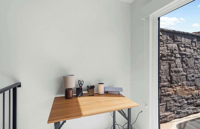 Brand New! Desert Cliff Sleeps 20 Guests! - Foto 46