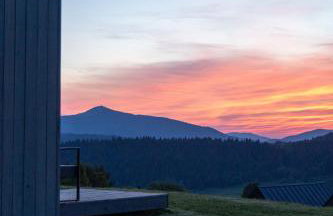 Stodoły Modyń - Domki w Beskidzie Wyspowym - staw kąpielowy, balia, sauna, grota solna - widok na góry - Photo 13