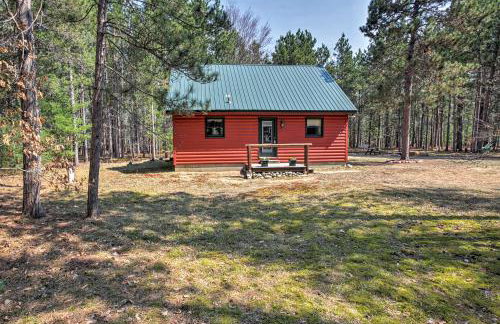 Private South Boardman Cabin on 10 Forest Acres! - Foto 24