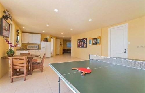 Large Mediterranean Oasis - Water Views & Pool - Photo 24