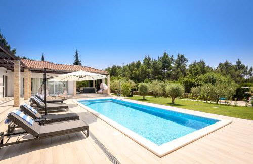 Villa Stella - heated pool, jacuzzi & sauna - Foto 44