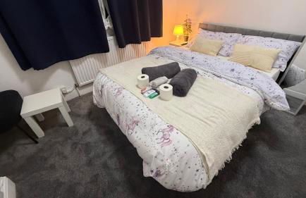 Pat Signature Stays - Photo 20