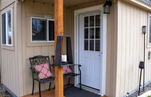 Nestled in a peaceful neighborhood - Foto 8