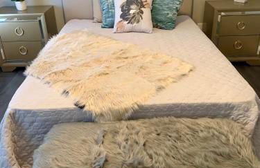 The Blackjack Duplex - Private Yard & Parking, Near Falls & Casino by Niagara Hospitality - Foto 30