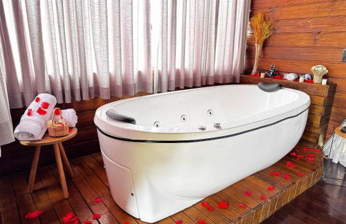 Chalé na Natureza | Hidro | Lareira | Wi-Fi - Foto 5