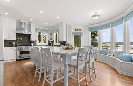 Private Dock, Pool + Hottub, Game Room, Firepit Paradise Pointe by Avantstay - Foto 37