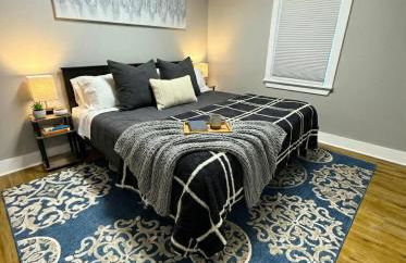 Cozy Walk up King Bed Fast Wifi - Foto 6