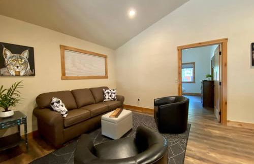 Luxury Townhome in Exclusive Eagle Bend - Photo 45