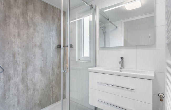 3 bedroom House in Wemeldinge with garden and terrace - Photo 5