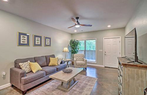 Dtwn Bull Shoals Condo 1 Mi to Lake Access! - Foto 1