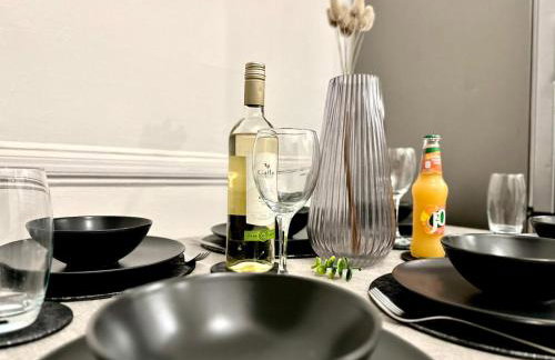 Serviced 4 bed 2 bath Manor Park House - Foto 23