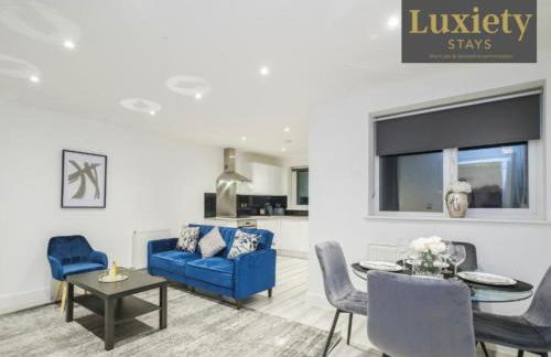 Stylish & Elegant 1BR City Centre near High Street - Foto 1