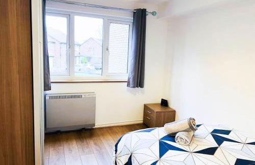 2-Bed Apartment Near ExCeL - Free Parking & WiFi - Ideal for Families, Business & Leisure - Foto 20