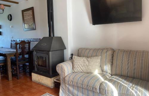 PRECIOSO CHALET JUNTO A POTES CON PISCINA-4 Hab,3 Baños - Photo 18