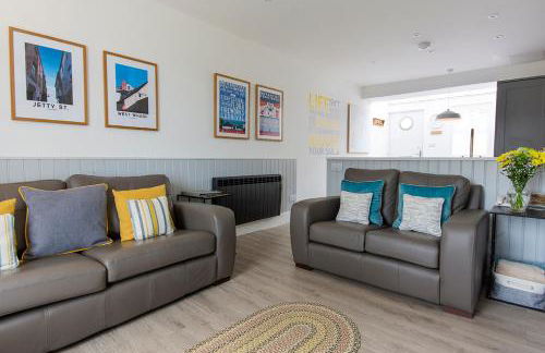 Seafarers - Coastguard Cottage with sea views, garden and parking - Foto 6