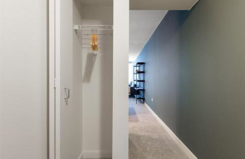 Loop 1BR w Pool Gym nr Financial District CHI-251 - Photo 16