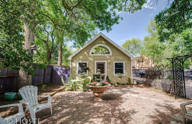 Chic Boutique Wine + Mtns Walk Everywhere - Foto 27