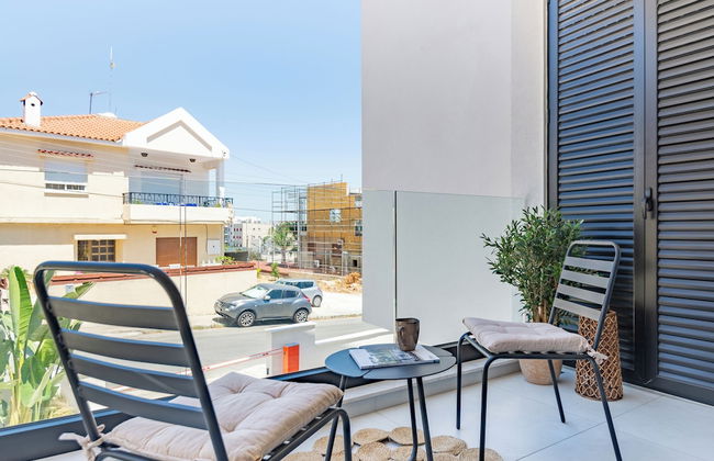 Sanders Only Limassol - Foto 24