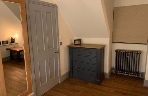 Luxury Boutique Country Cottage With Hot Tub - Photo 26